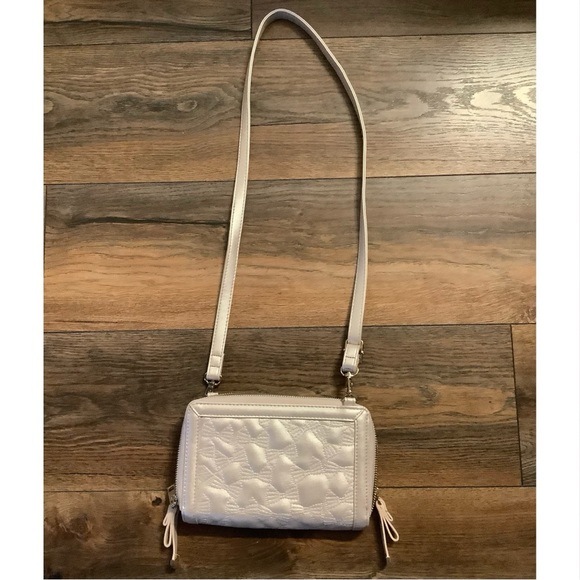 Brand New! Ribbon Quilt Pattern Crossbody Purse/Wallet/Clutch - Picture 4 of 4